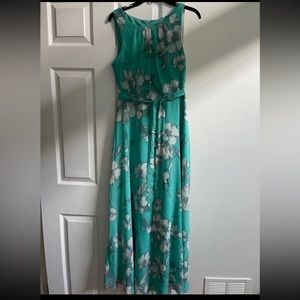 R & K Floral Chiffon Maxi Sleeveless Dress